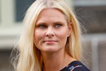 Segir leiðinlegt að ákvörðun sín sé túlkuð sem valdaránstilraun