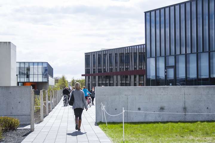 Háskólar fyrir heiminn