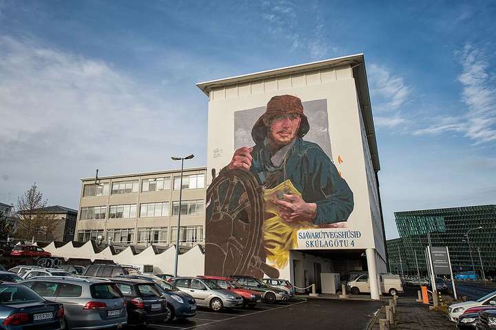 Að sjá ekki skólann fyrir sjómanninum