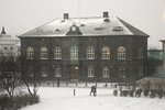 Vill Alþingi stríð?