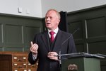 Illugi gefur ekki upp greiðslurnar