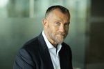 Björgólfur hafnar njósnum en játar að hafa greitt fyrir þær
