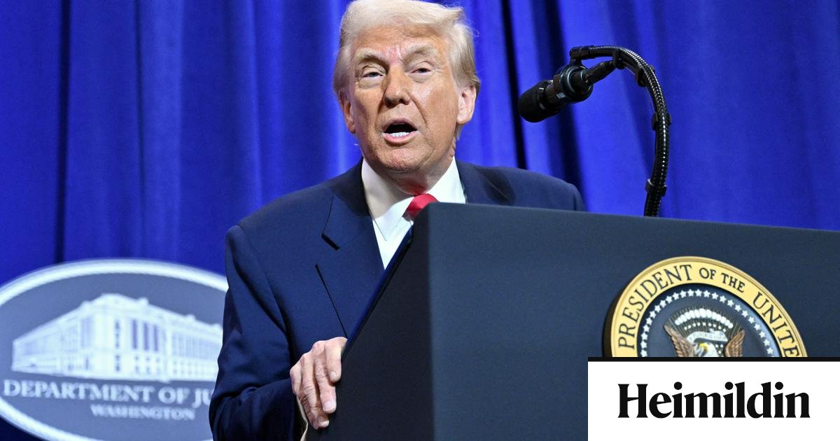 Forsetinn náðar maka þingmanns