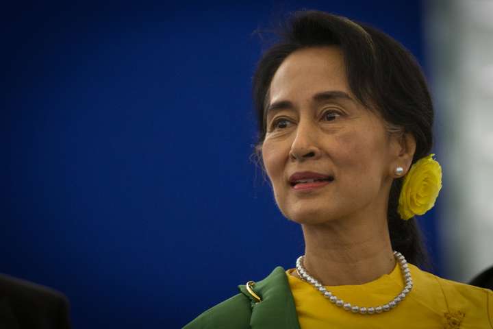Hvað kom fyrir Aung San Suu Kyi?