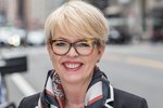 Taka nú gjald af fólki fyrir þess eigið lánshæfismat