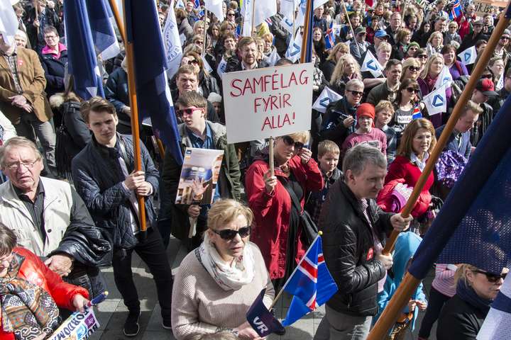 Harði stálhnefinn okkar Íslendinga