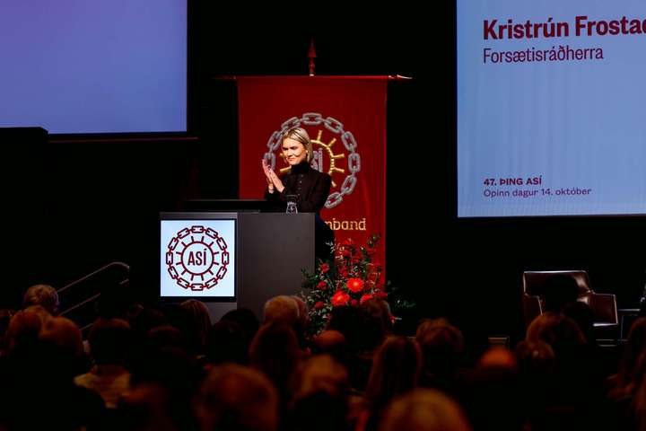 Minnti á samstöðu í skugga „stórra persónuleika“