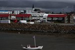 Ógnaði heimilisfólki með heimagerðu sverði