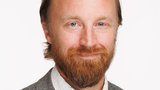 Trúarlegar víddir stjórnmála og pólitískar víddir trúarbragða