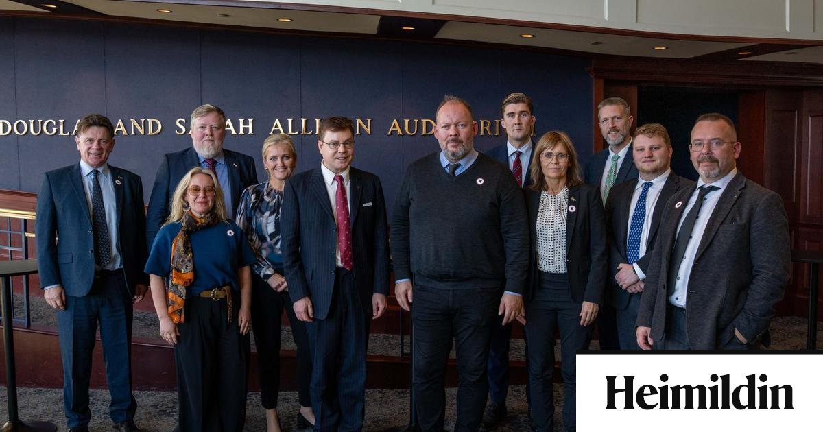 Sigmundur ekki uppfært hagsmunaskráningu í tíu ár