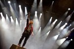 Hætta við að koma fram með Ed Sheeran