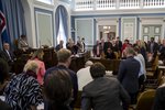 Nefnd um fjármál stjórnmálaflokka ætlað að takast á við nafnlausan áróður