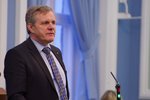 Umboðsmaður Alþingis:  Jón Gunnarsson sniðgekk vandaða stjórnsýsluhætti í rafbyssumálinu
