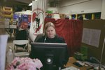 Sjálfboðaliðar fara heim til fólks með mat