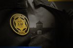 Pöntuðu strippara í Auschwitz en starfa enn hjá lögreglunni