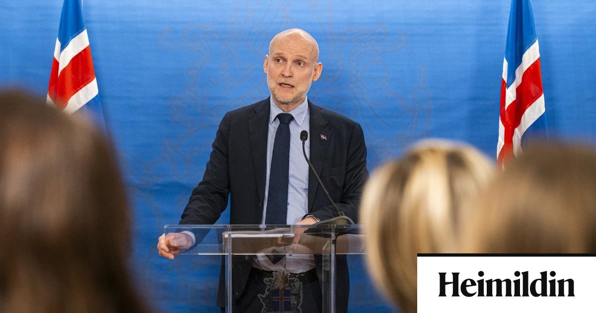 Ætla að setja lög á flugvirkja