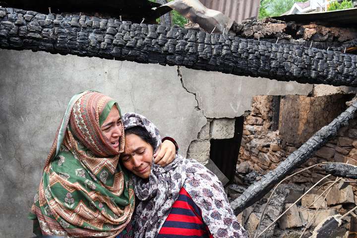 Kjarnorkuógn í skugga átaka í Kasmír:  Indland og Pakistan takast á að nýju