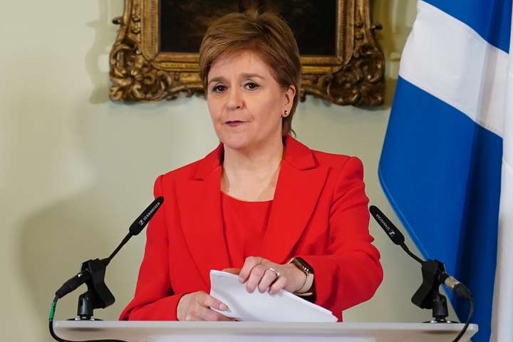 Nicola Sturgeon segir af sér sem fyrsti ráðherra Skotlands