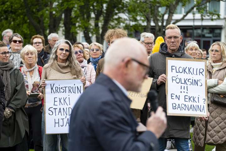 Segir Útlendingastofnun ætla að senda Oscar úr landi eftir helgi
