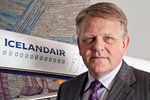 Er Icelandair að flýja íslenskan hótelmarkað vegna samdráttar?