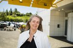 „Af hverju situr þú þá hér í þessu láglaunastarfi?“