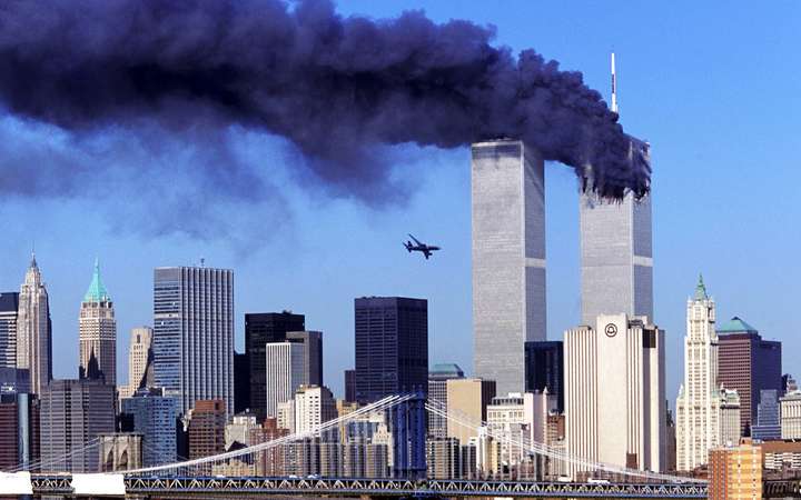 11. september 2001: Af hverju er aukafréttatími í sjónvarpinu?