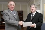 Þegar ríkisstjórn Davíðs Oddssonar lagði félagslega íbúðakerfið niður