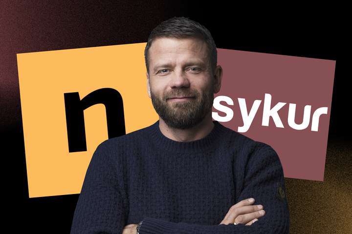 Frosti kaupir Nútímann, Sykur og fleiri vefi
