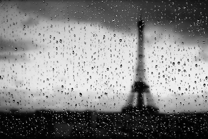 Í dag syrgi ég París, gömlu borgina mína