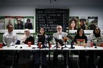 Rithöfundar og fræðimenn þrýsta á bresk yfirvöld vegna hungurverkfallsfanga