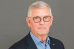 Hagnaðist vel á fyrirtækjasamsteypu í sex löndum