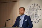 Mælt með að frumvarp um Seðlabankann verði samþykkt en að valdreifing verði tryggð