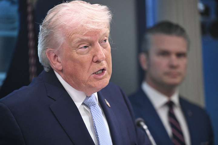 Hótar að fangelsa blaðamann og „taka út“ allt Íran