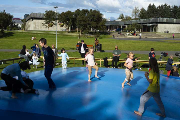 Mannfjöldaspá boðar mikla fjölgun aðfluttra Íslendinga