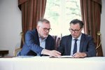 Spyr ráðherra um eftirlit Sjúkratrygginga með einkarekstri í heilbrigðiskerfinu