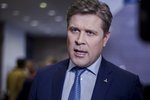 Bjarni firrir sig ábyrgð á ákvörðun sinni