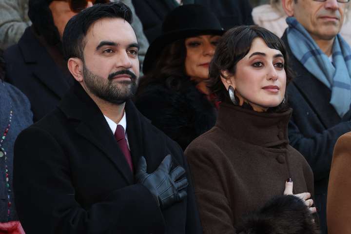 Heitir því að skapa nýja fyrirmynd vinstri stjórnmála