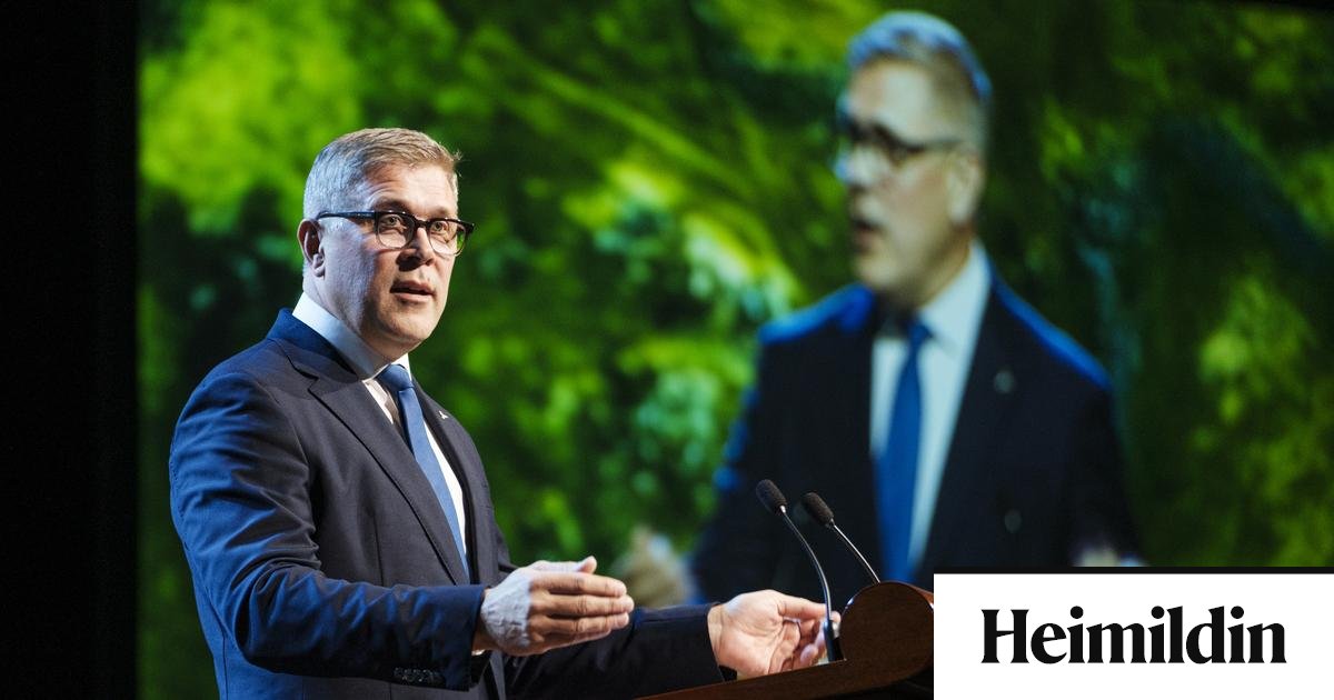 Snúningshurð stjórnmála og hagsmuna