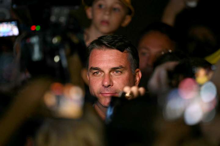 Önnur umferð í Brasilíu eftir óvæntan sigur Bolsonaro