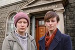 Dæmdar fyrir að valda truflun á flugi með því að standa upp fyrir hælisleitanda