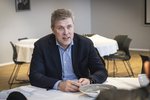 Áframhaldandi halli, mildur hvalrekaskattur, bankasala og lítið aðhald