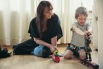 Helena reynir að bjarga húsinu: Eyjólfur fær að alast upp á Íslandi