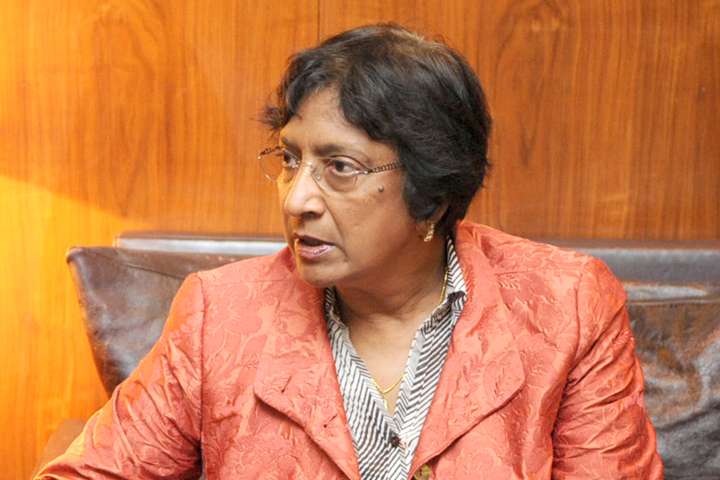 Navi Pillay fær friðarverðlaun Nóbels