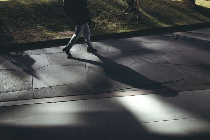 Atvinnuleysi jókst milli ára og starfandi fækkaði