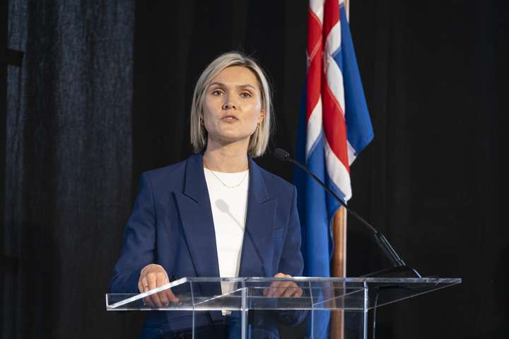 Þrettán aðgerðir ríkisstjórnarinnar til að bjarga kjarasamningum