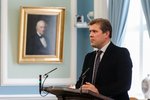 Ætli ábyrg stjórnmál væru leiðinleg?