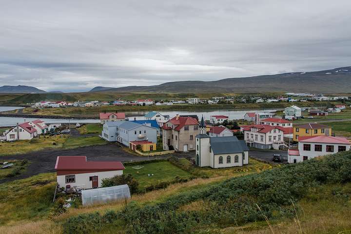 Setja hraðatakmörk sem verða ólögleg um næstu áramót