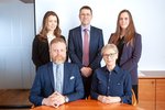 Stýrivextir haldast óbreyttir í 9,25 prósentum en verðbólguhorfur batna