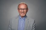 Guðbrandur þurfti púst til að hjálpa sér við að anda út af kísilverksmiðjunni