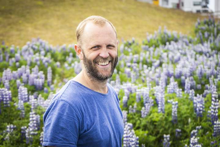 Að virða fyrir sér skúlptúr er eins og að horfa á dans